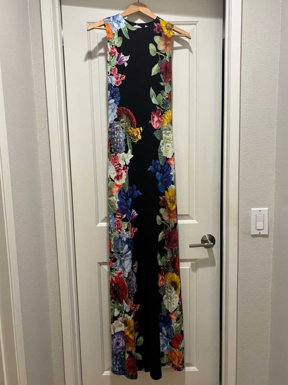 Alice + Olivia Delora Placed Floral Open Back Maxi Dress Size 4 New With Tag - Picture 7 of 10